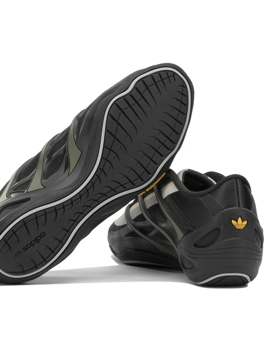 Sneakers "Bud Bunny Adiracer GT" Sneakers - Img 5