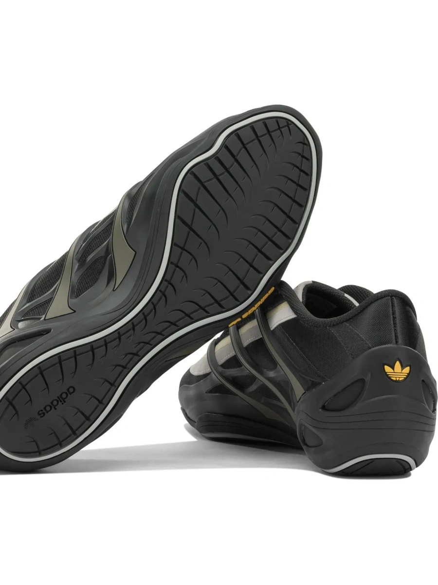 Sneakers "Bud Bunny Adiracer GT" Sneakers - Img 5