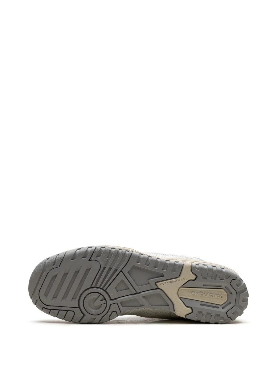 Sneakers New Balance 550 albi din piele intoarsa si piele - Img 4