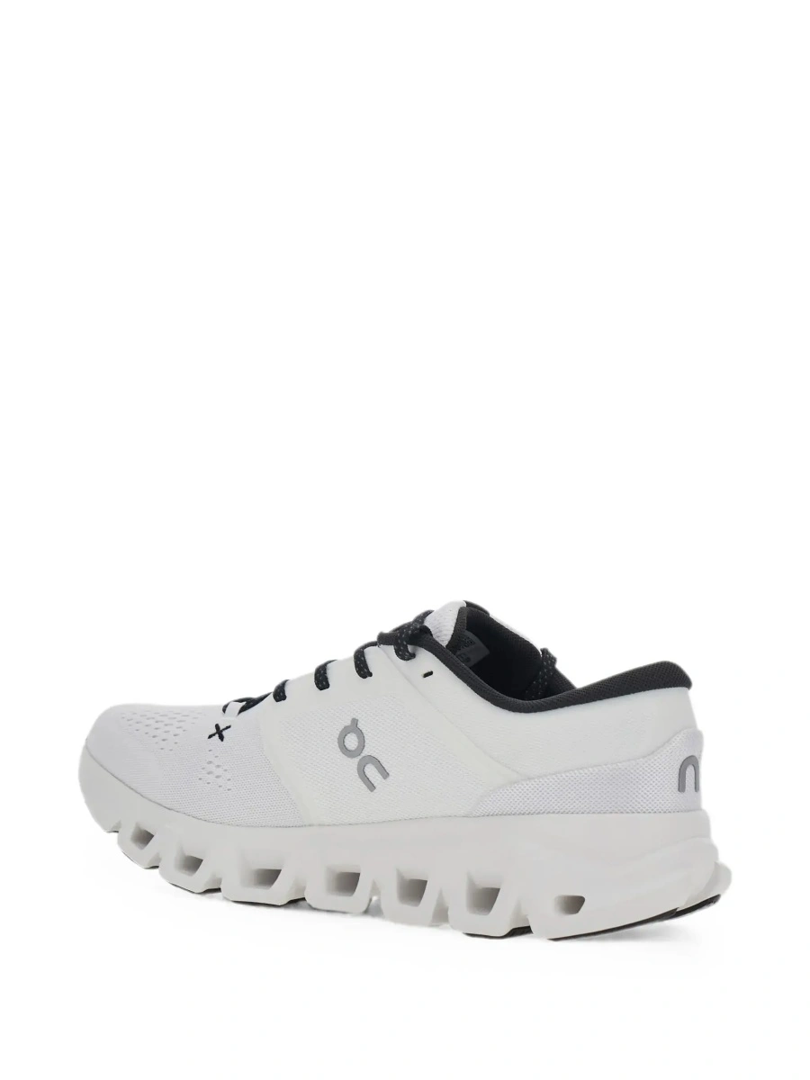 Sneakers On albi din material textil 'Cloud X5' - Img 7