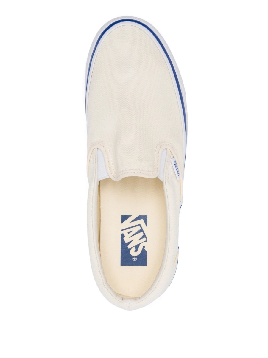 Sneakers Vans albi din material textil - Img 4