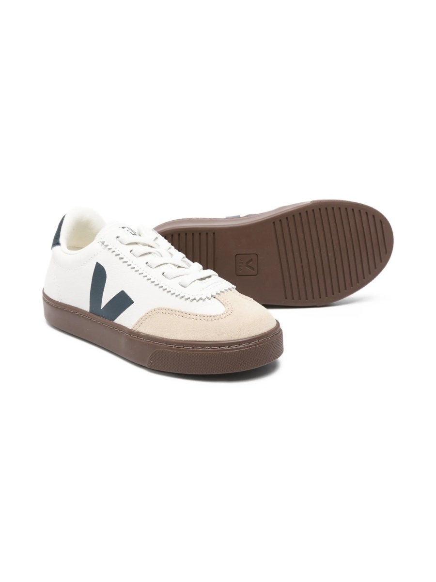 Sneakers VEJA albi din piele - Img 2
