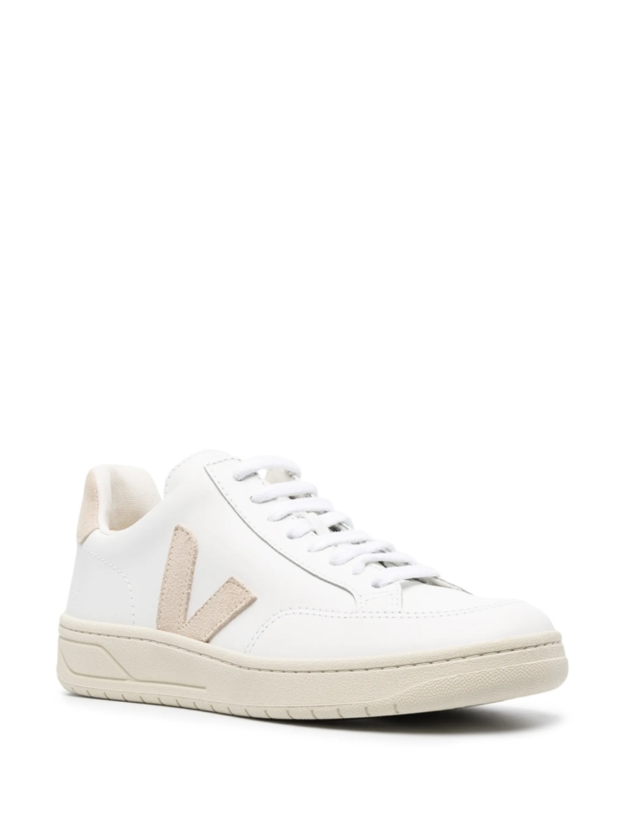 Sneakers VEJA albi din piele - Img 2