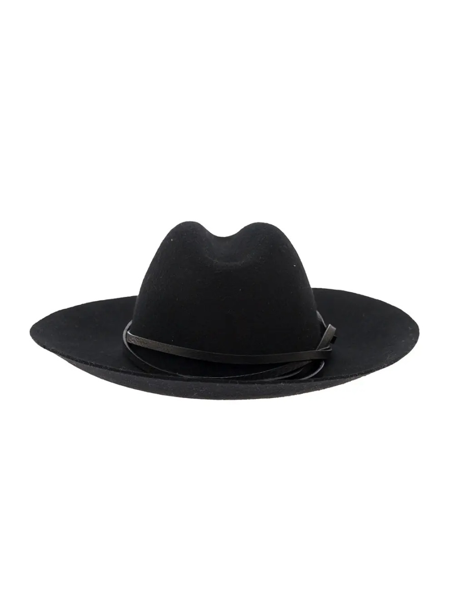 Caciula black Hat with applied leather belt in felt for women - Img 2