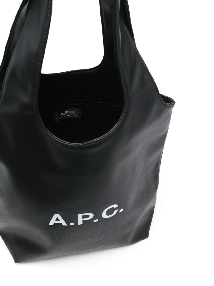 Geanta de mana A.P.C. neagra din poliuretan si polyester - Img 5