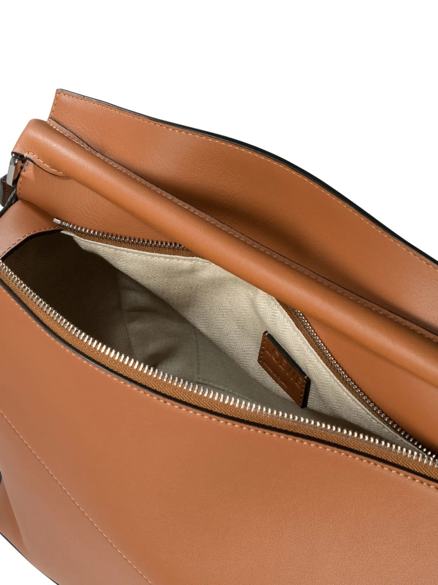 Geanta de mana "Puzzle Edge New Large" handbag - Img 5