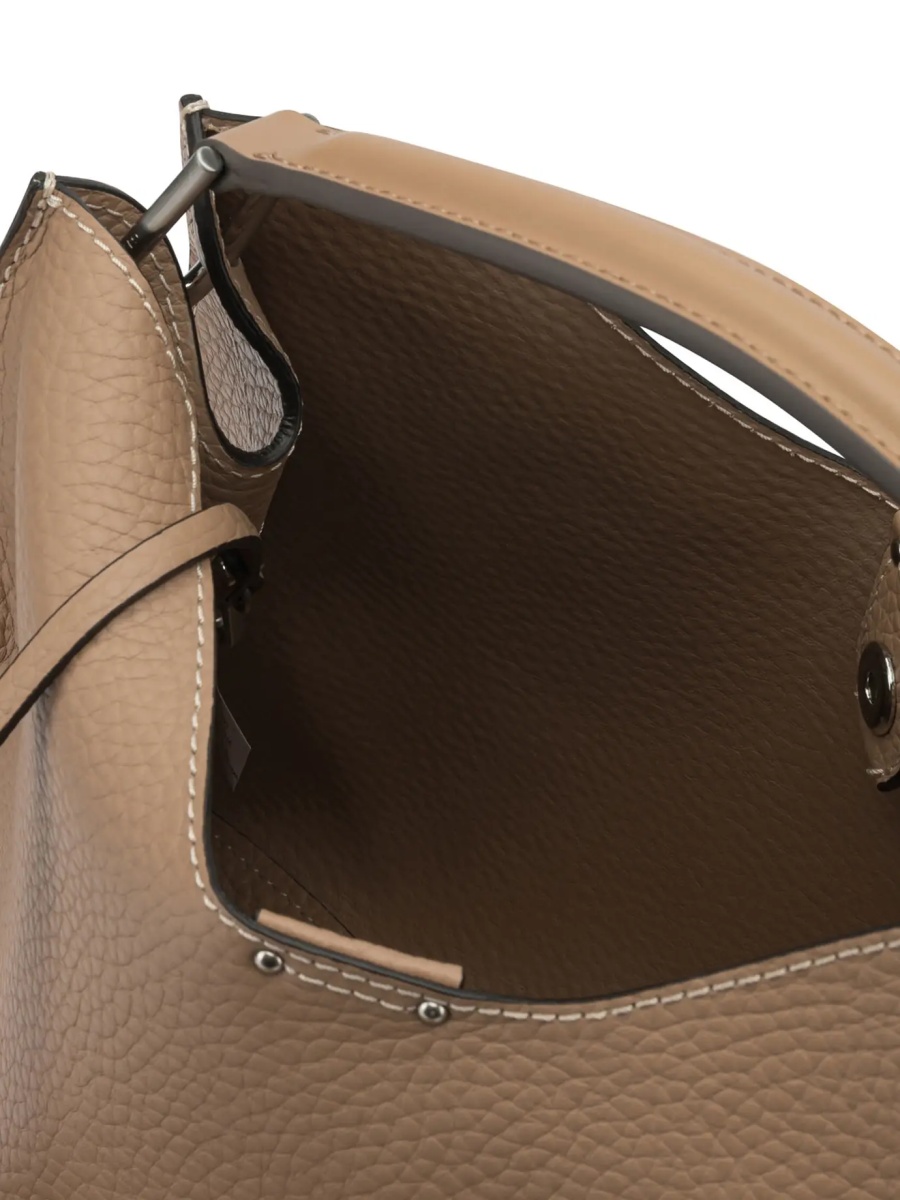 Shoulder bags - Img 5