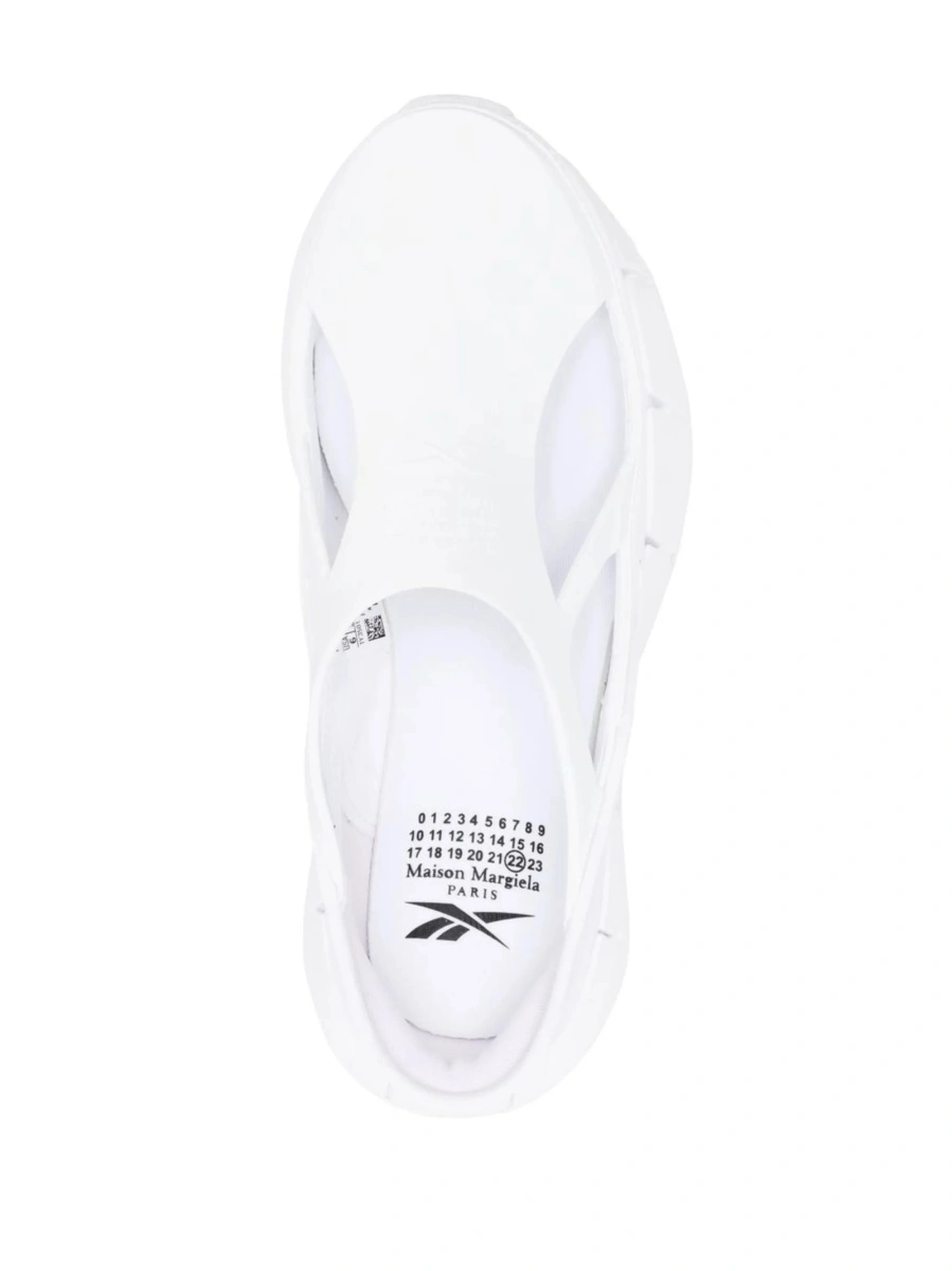 Sneakers MAISON MARGIELA X REEBOK albi din cauciuc - Img 4