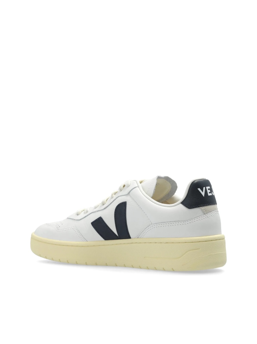 Sneakers VEJA albi din piele - Img 5