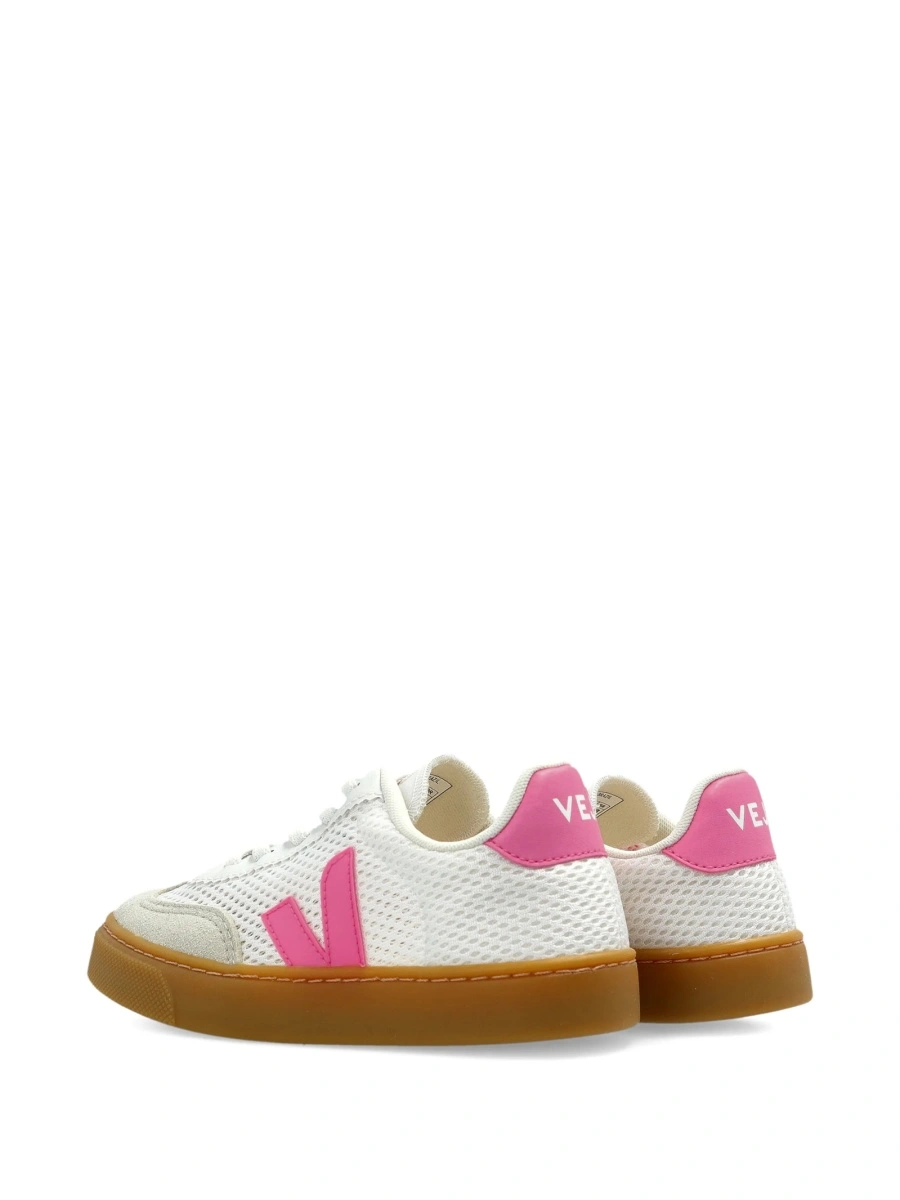 Sneakers VEJA albi din poliester reciclat - Img 3