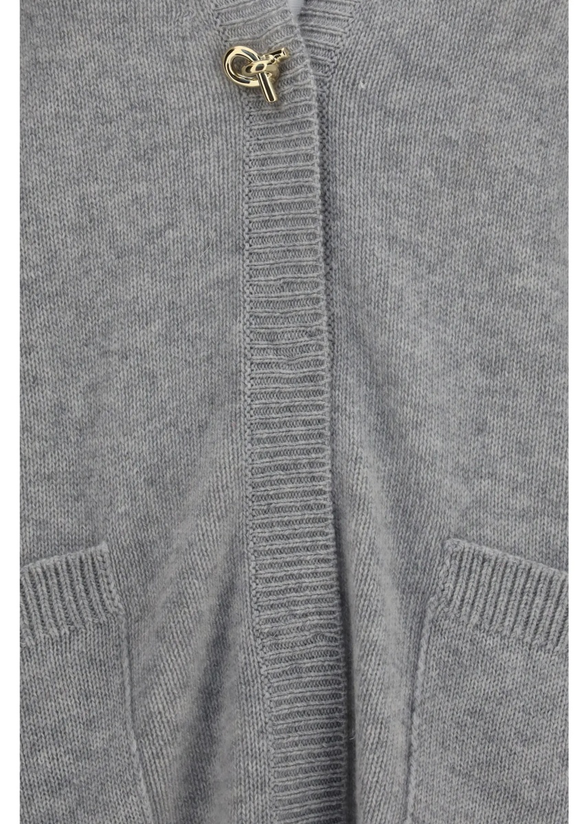 Cardigane Cashmere Cardigan with V-neck and knot button - Img 3