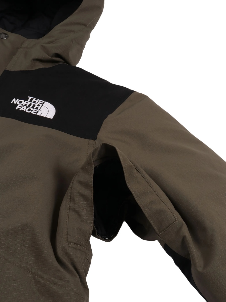 Geaca de iarna The North Face Kids verde din poliester reciclat - Img 4