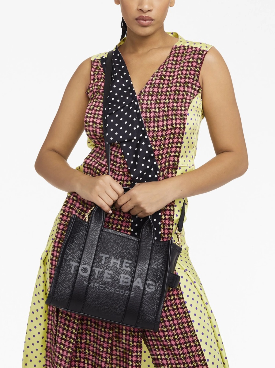 Geanta de mana Marc Jacobs neagra din piele - Img 3