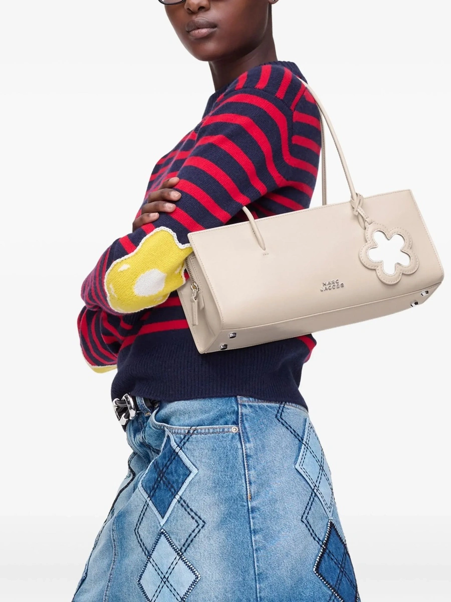 Geanta de umar Marc Jacobs alba din piele - Img 4