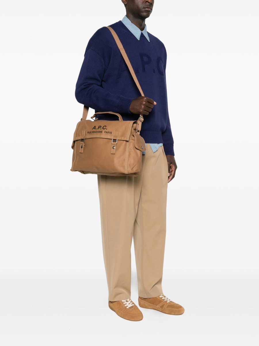 Geanta tip postas A.P.C. maro din bumbac - Img 2
