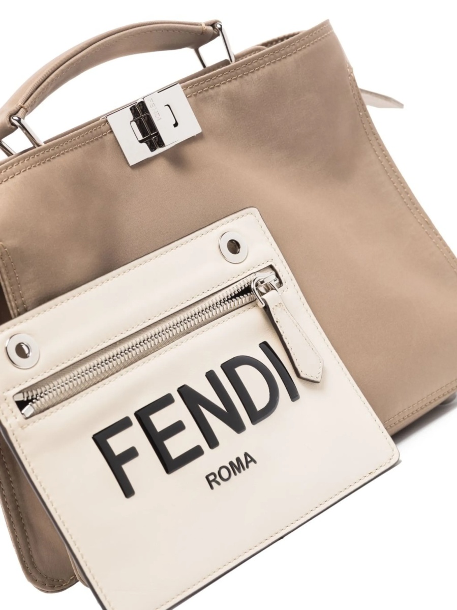 Geanta tip postas Fendi neutra din nylon - Img 5