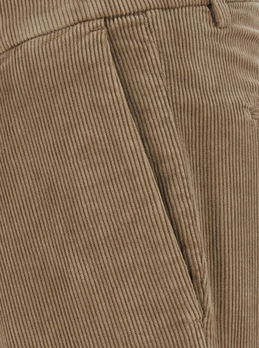 Pantaloni Beige Pants with Side Pockets and Front Closure in Tech Fabric for Men - Img 2