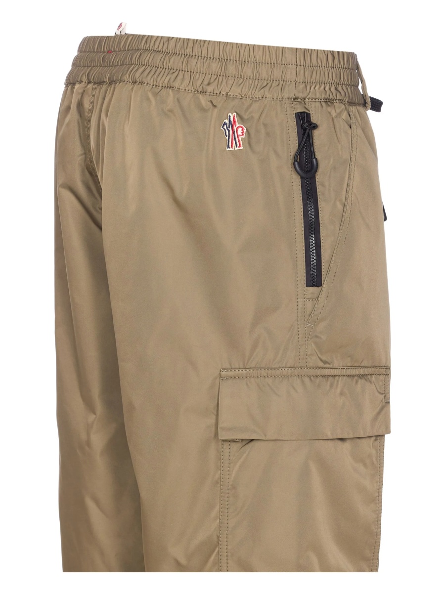 Pantaloni conici Moncler Grenoble maro - Img 3