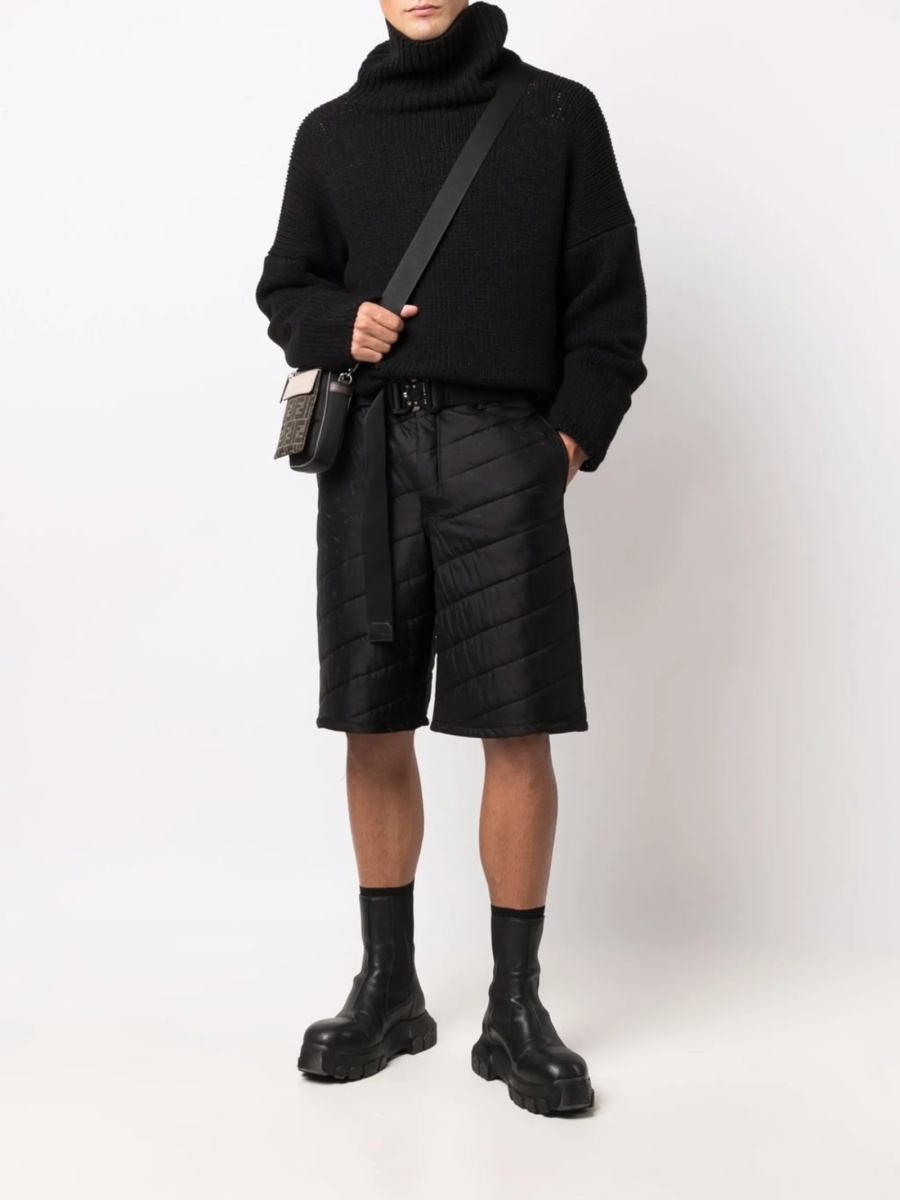 Pantaloni scurti Fendi negri din matase - Img 2
