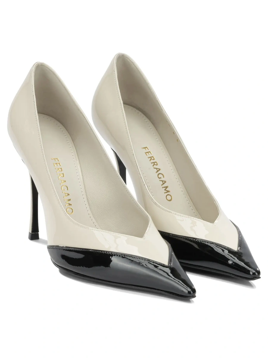 Pantofi cu toc Ferragamo albi - Img 2