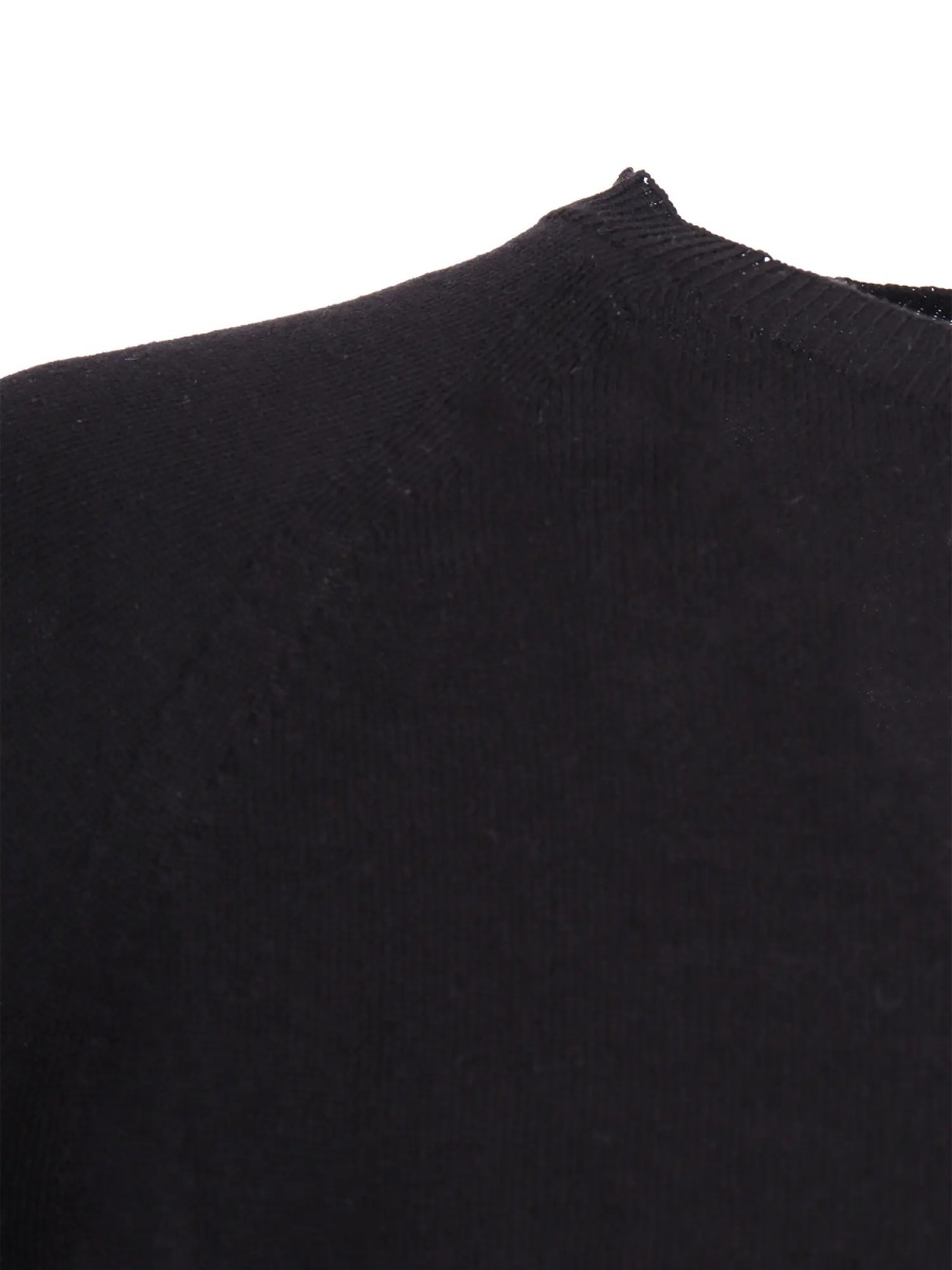 Pulovere Seamless plain-knit crew neck with an A-line silhouette - Img 3