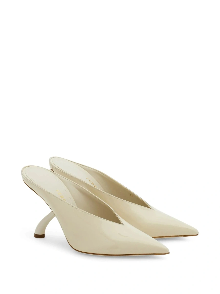 Sandale cu toc Ferragamo albe din piele - Img 4
