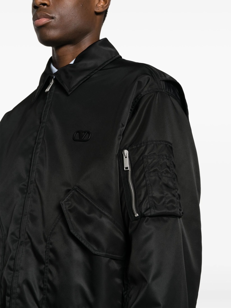 Bomber jacket Valentino Garavani neagra din poliamida - Img 5