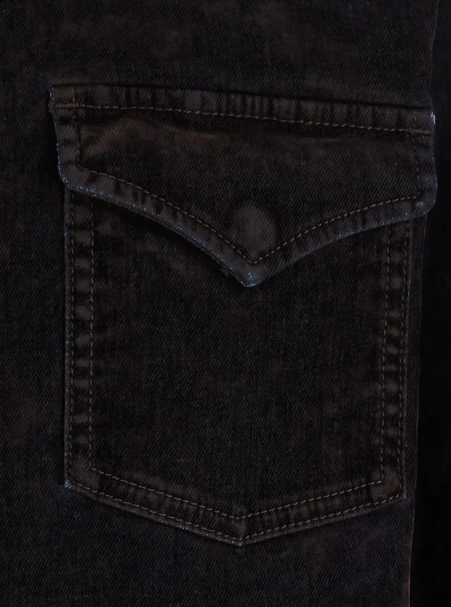 Camasa Brown Shirt with classic collar and two patch pockets on the front in denim for men - Img 3