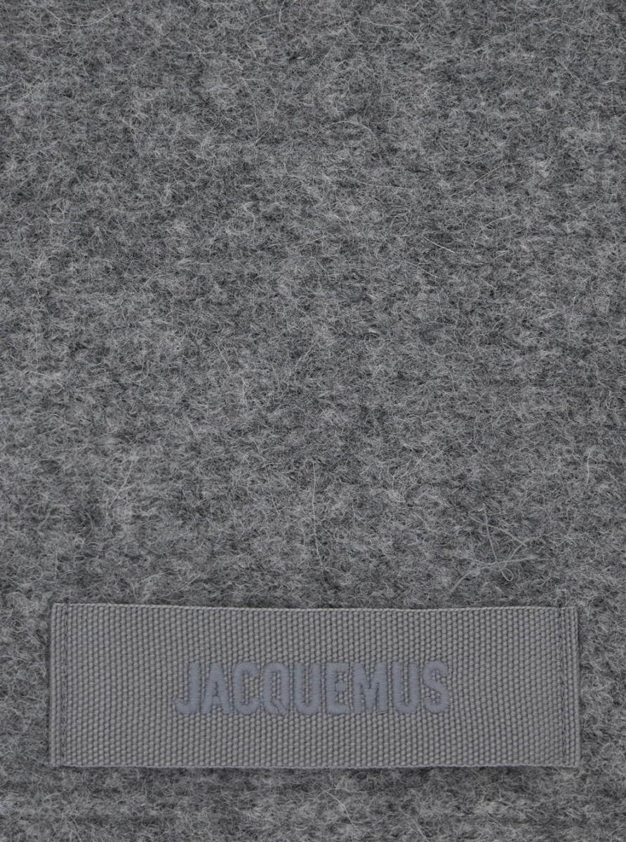Esarfa LE CHALE GROS GRAIN is a unisex scarf made of gray alpaca and merino wool - Img 3