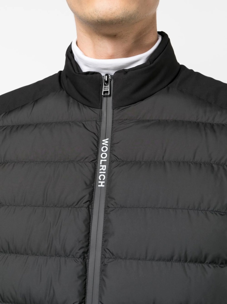 Geaca de iarna Woolrich neagra din polyester - Img 5