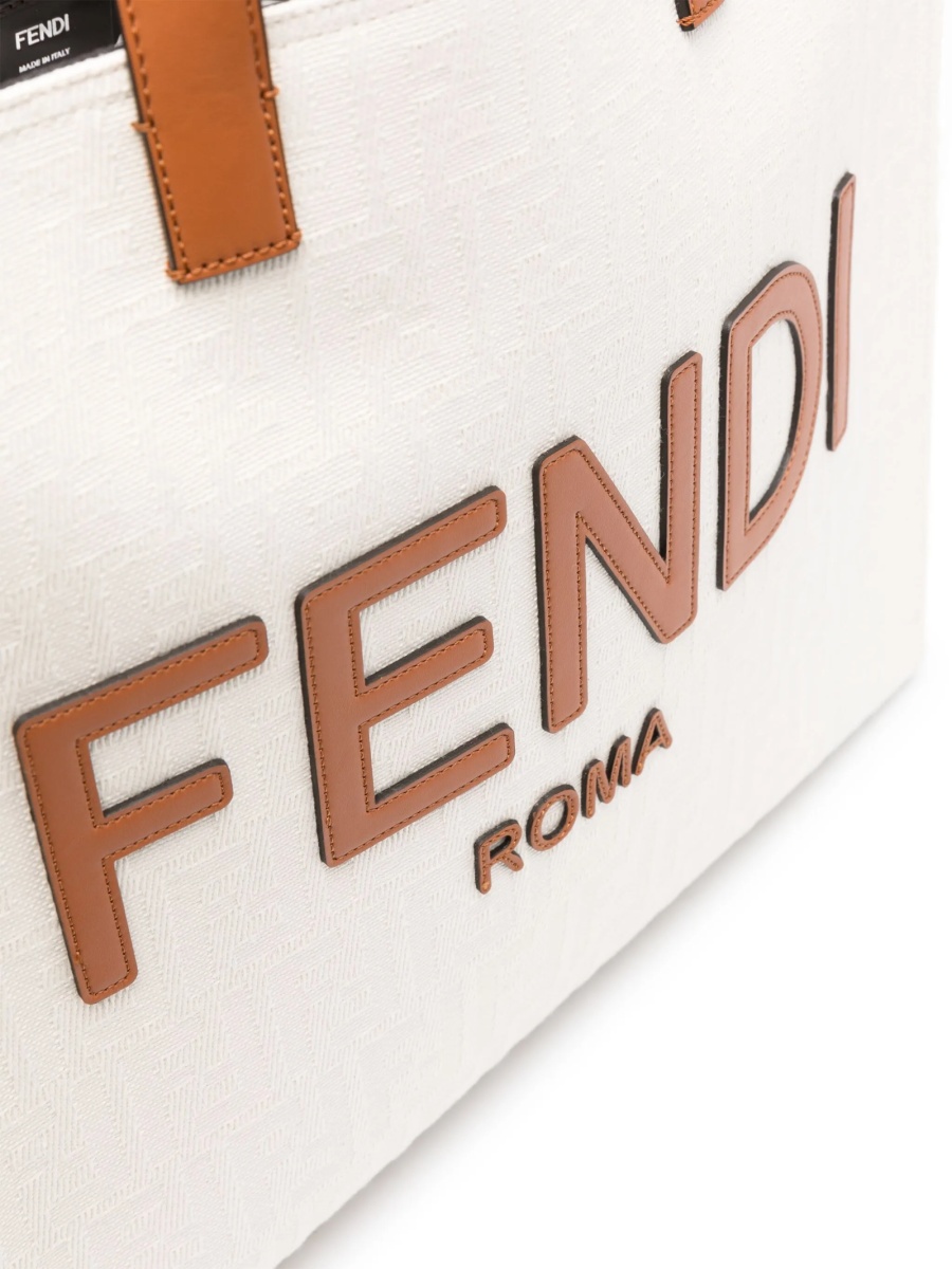 Geanta de mana Fendi neutra din piele si material textil - Img 4