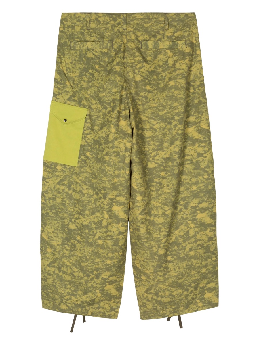 Pantaloni evazati TEN C verzi - Img 2