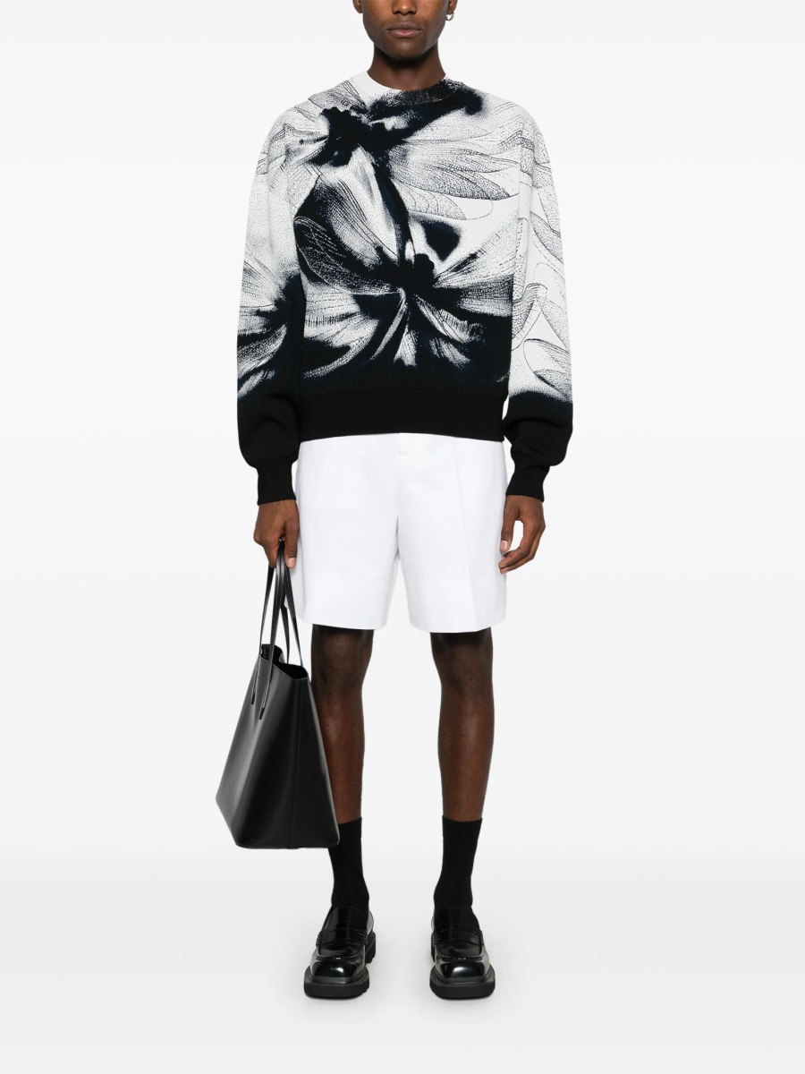 Pantaloni scurti Alexander McQueen albi din bumbac - Img 2