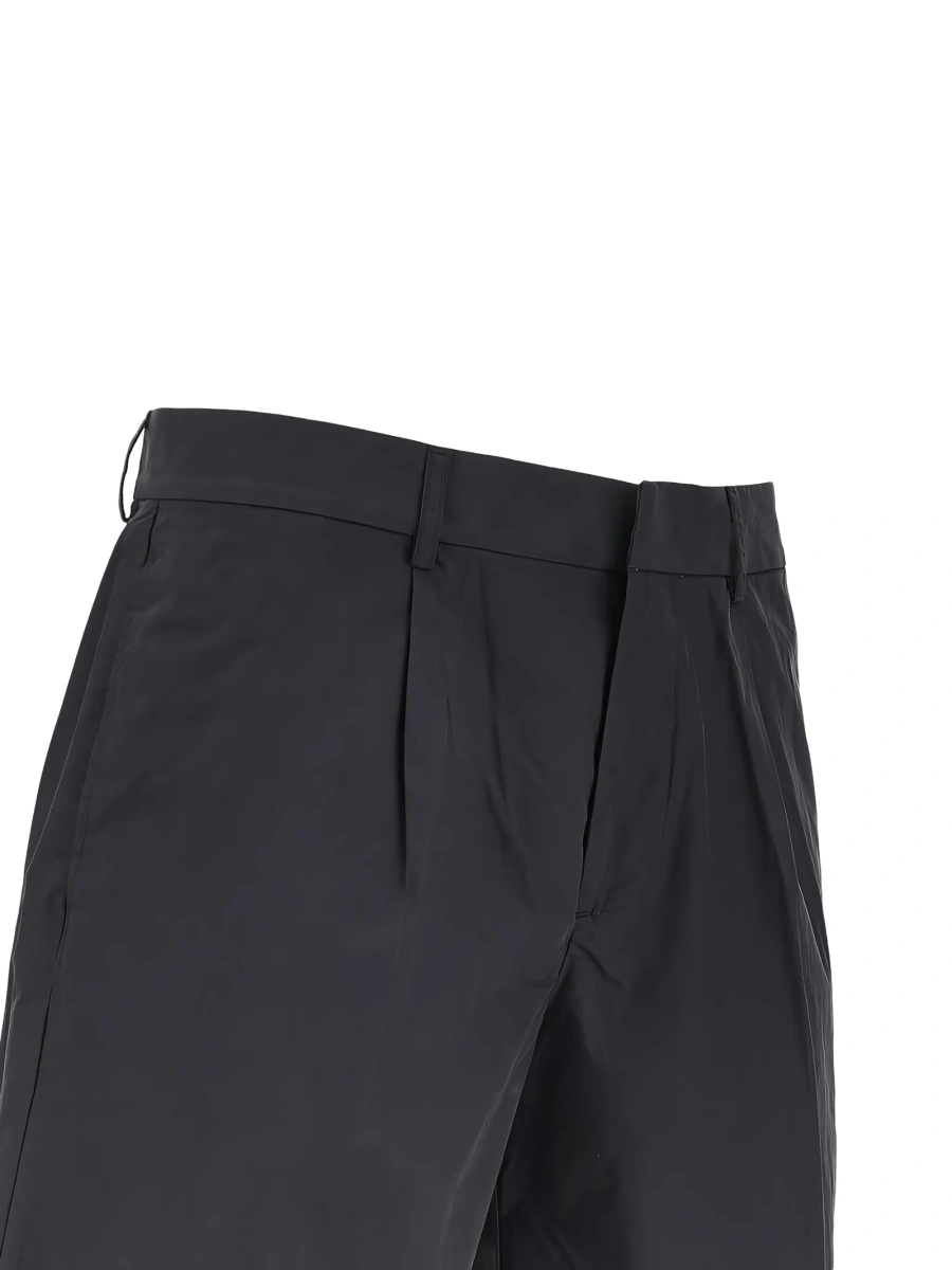 Pantaloni scurti Emporio Armani negri - Img 2
