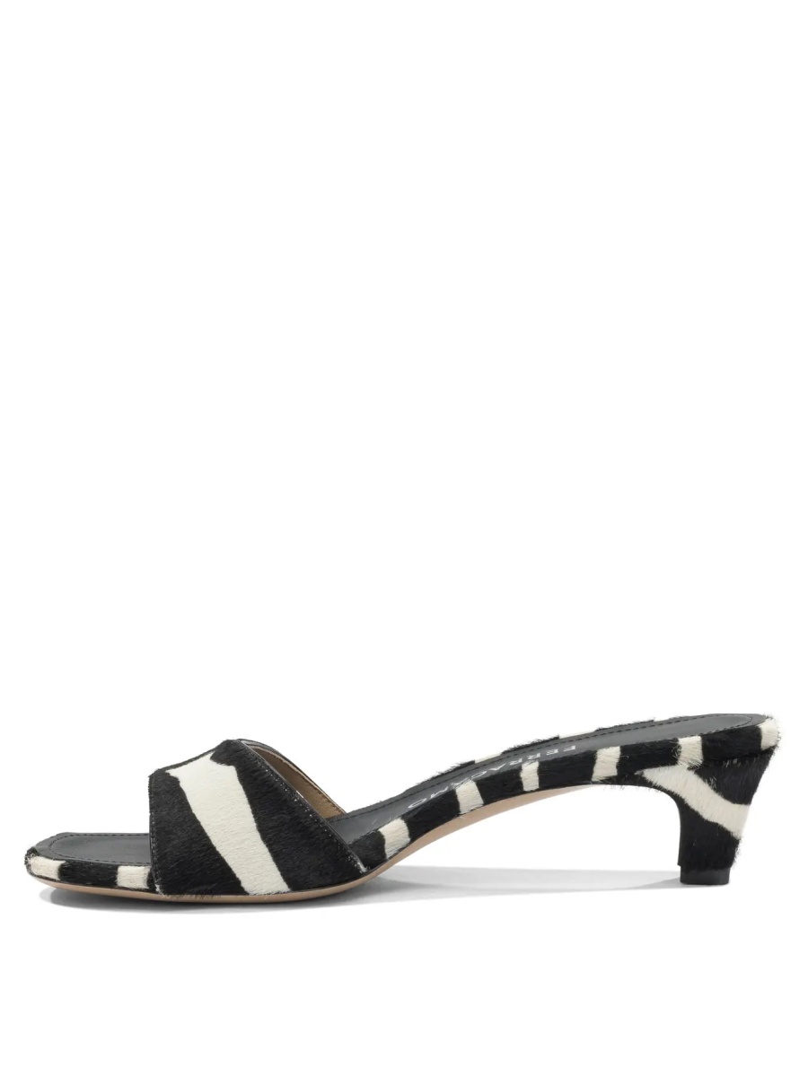 Sandals - Img 3