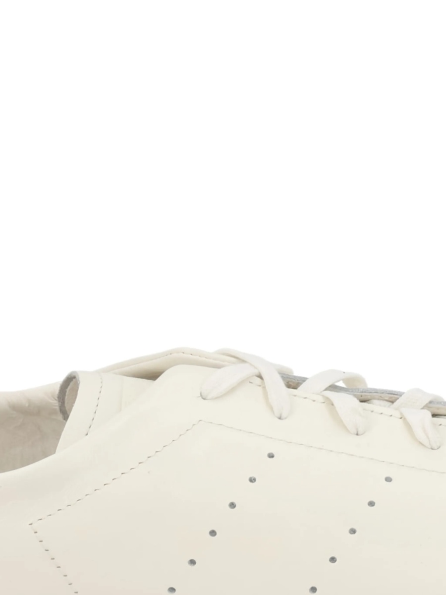 Sneakers adidas Originals albi din piele - Img 2
