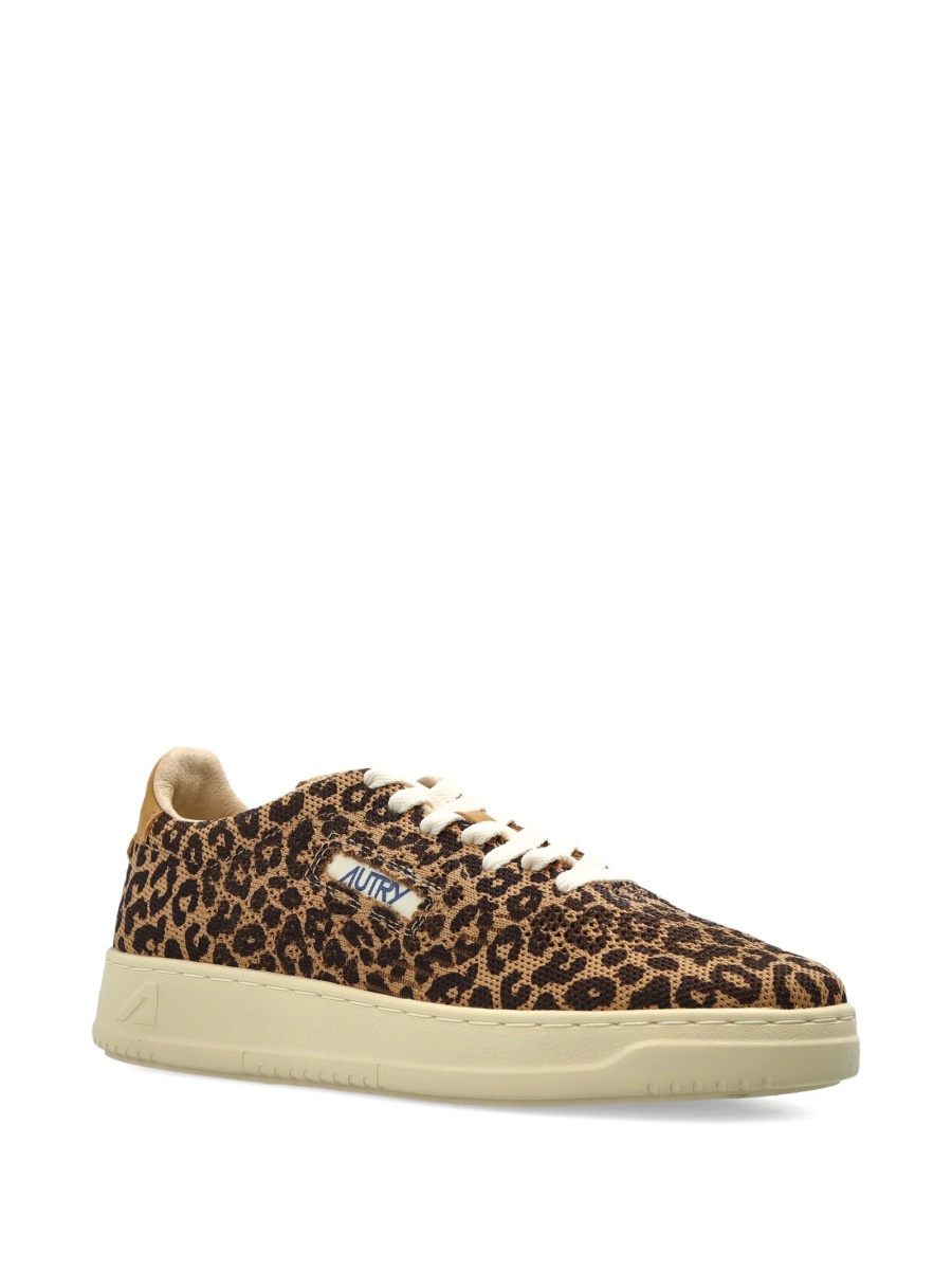 Sneakers AUTRY maro din material textil - Img 2