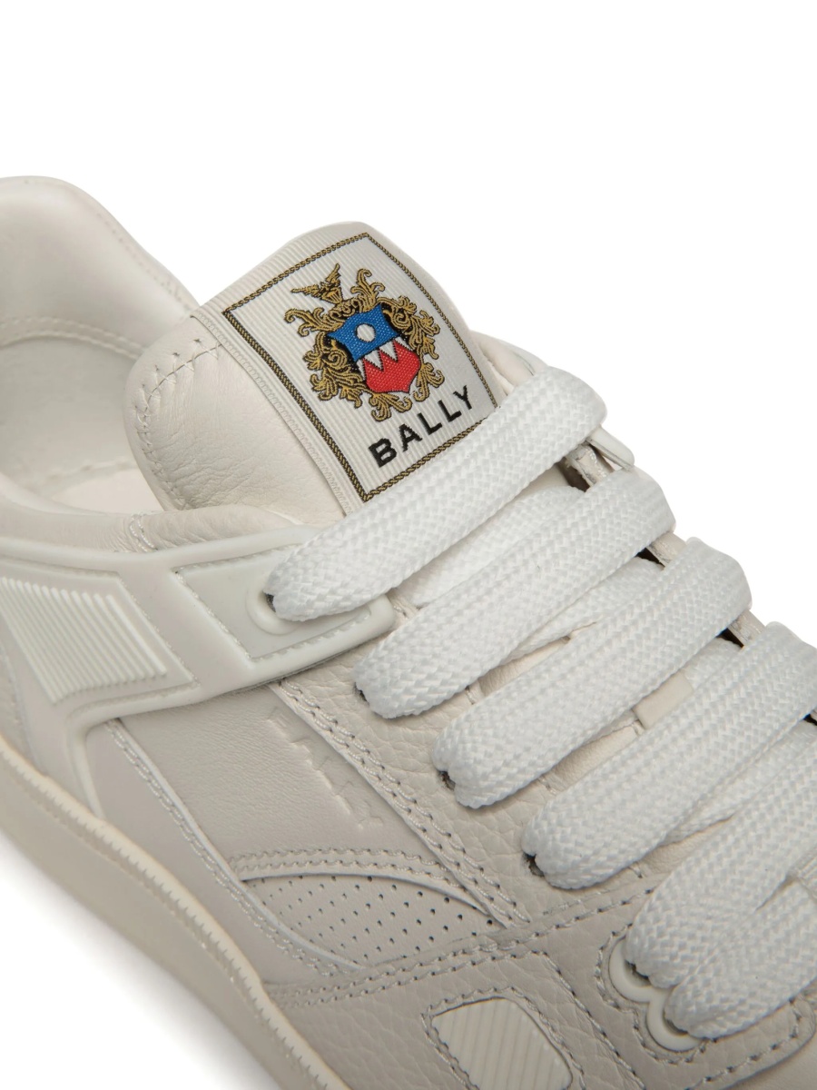Sneakers Bally albi din piele - Img 5