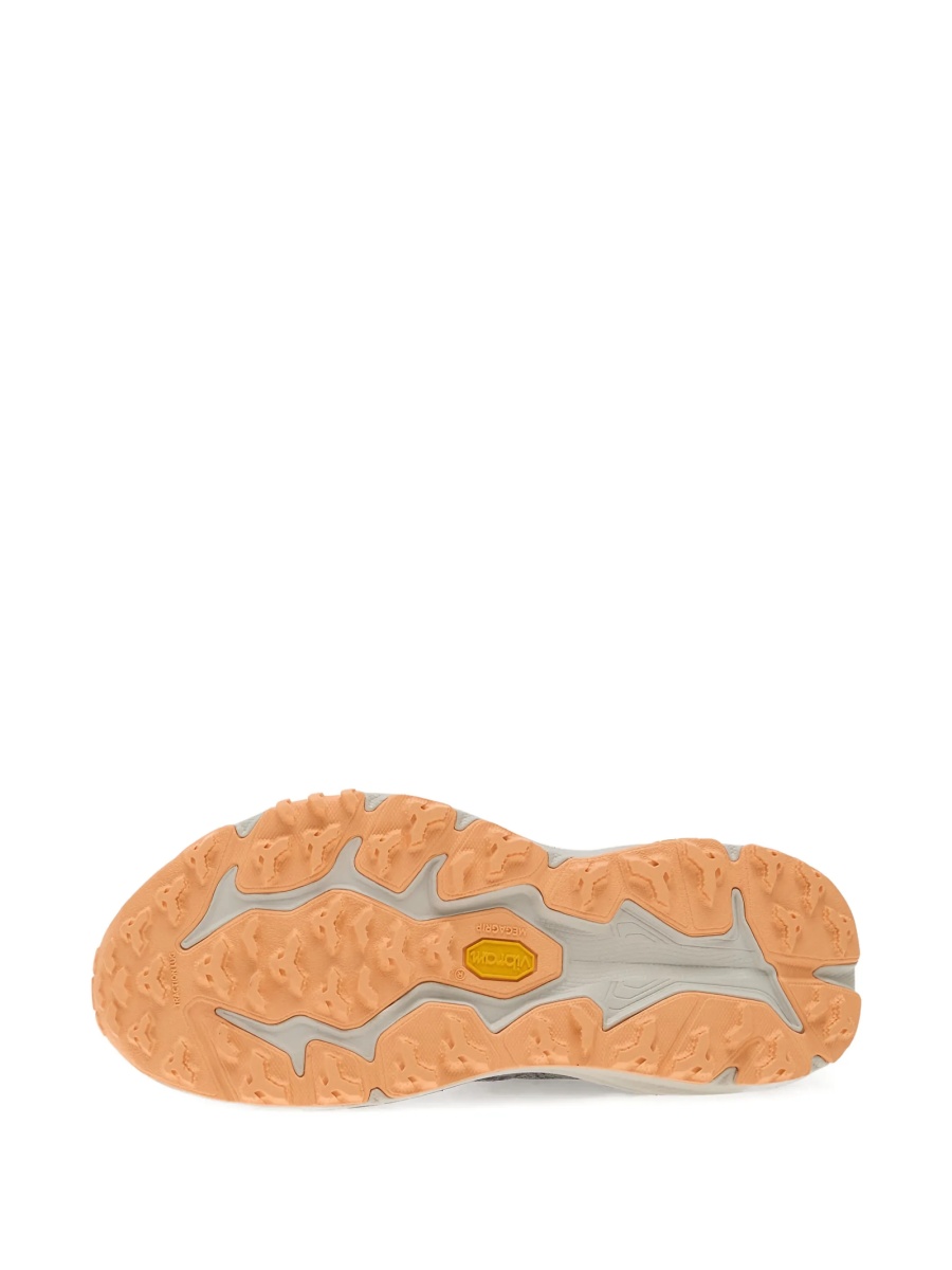 Sneakers Hoka One One gri din material textil - Img 5
