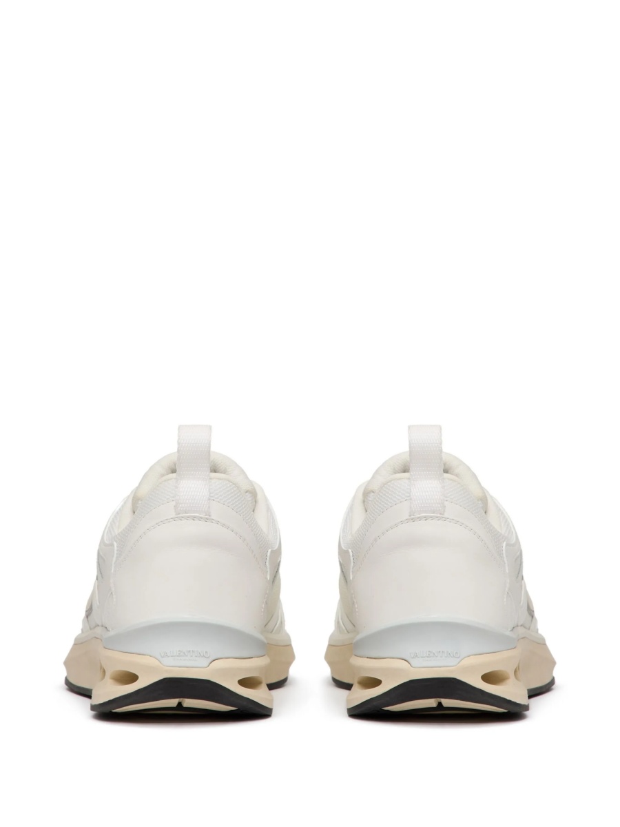 Sneakers Valentino Garavani albi din piele si plasa - Img 3