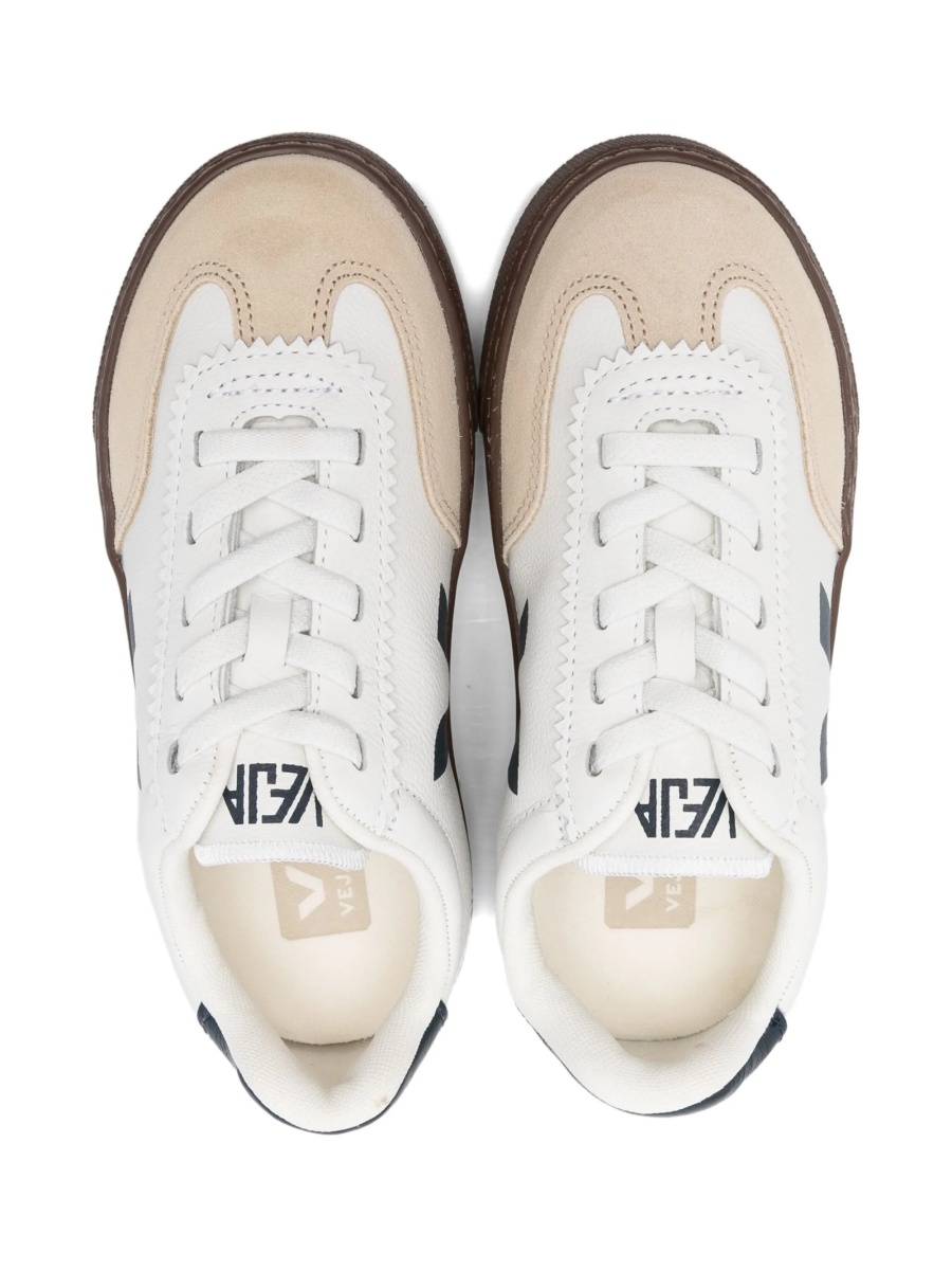 Sneakers VEJA albi din piele - Img 3