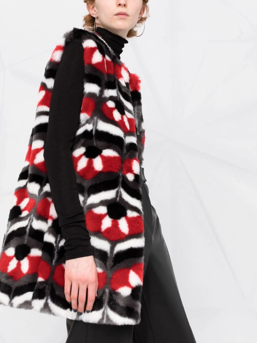 Vesta LOVE Moschino neagra din acrilic si modacrylic - Img 5