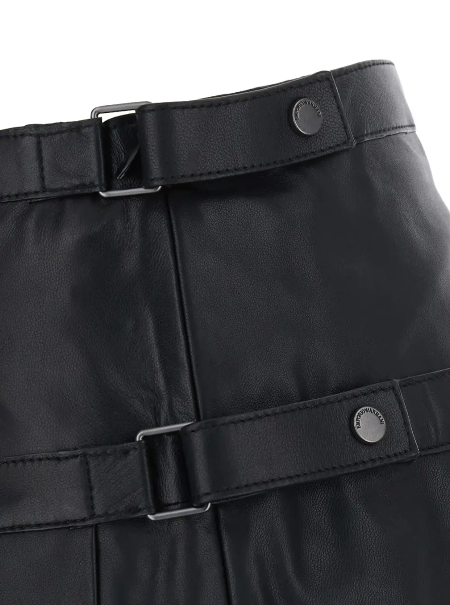 Fusta Black Miniskirt with pleated details on the front and side belt closure with buckles in leather for women - Img 3