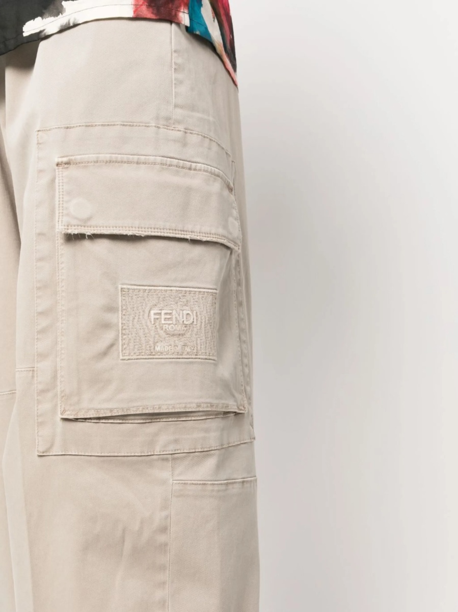Pantaloni evazati Fendi neutri - Img 5