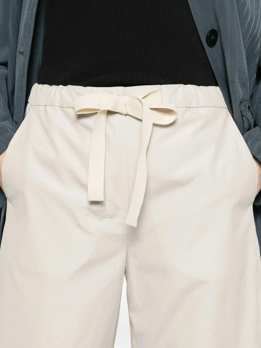 Pantaloni evazati Max Mara neutri - Img 5