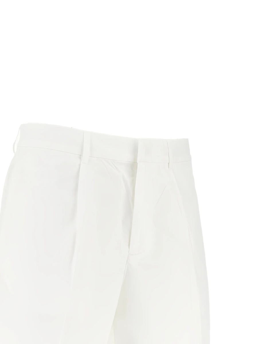 Pantaloni scurti Emporio Armani albi - Img 2