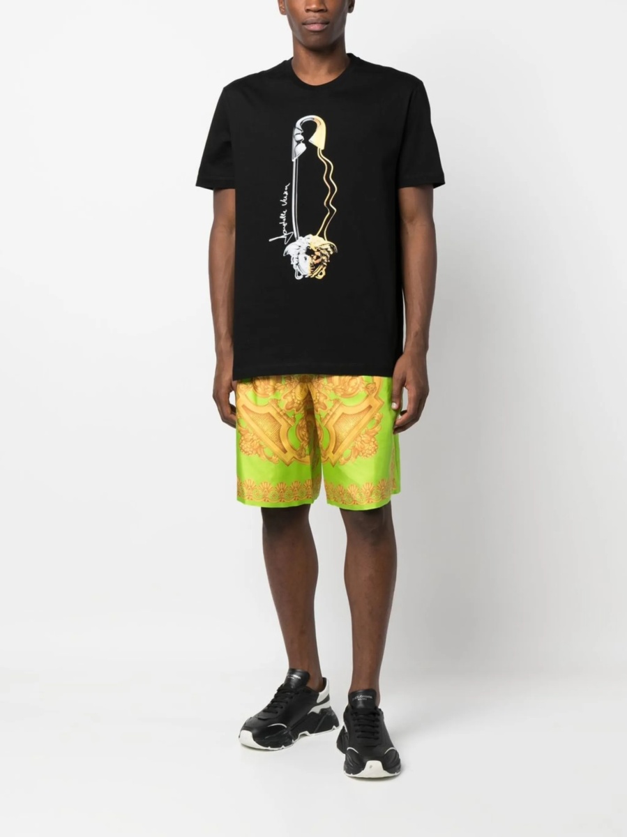 Pantaloni scurti Versace verzi din matase - Img 2
