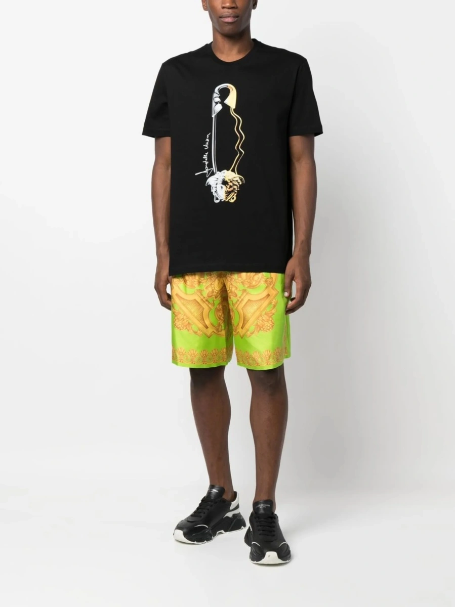 Pantaloni scurti Versace verzi din matase - Img 2