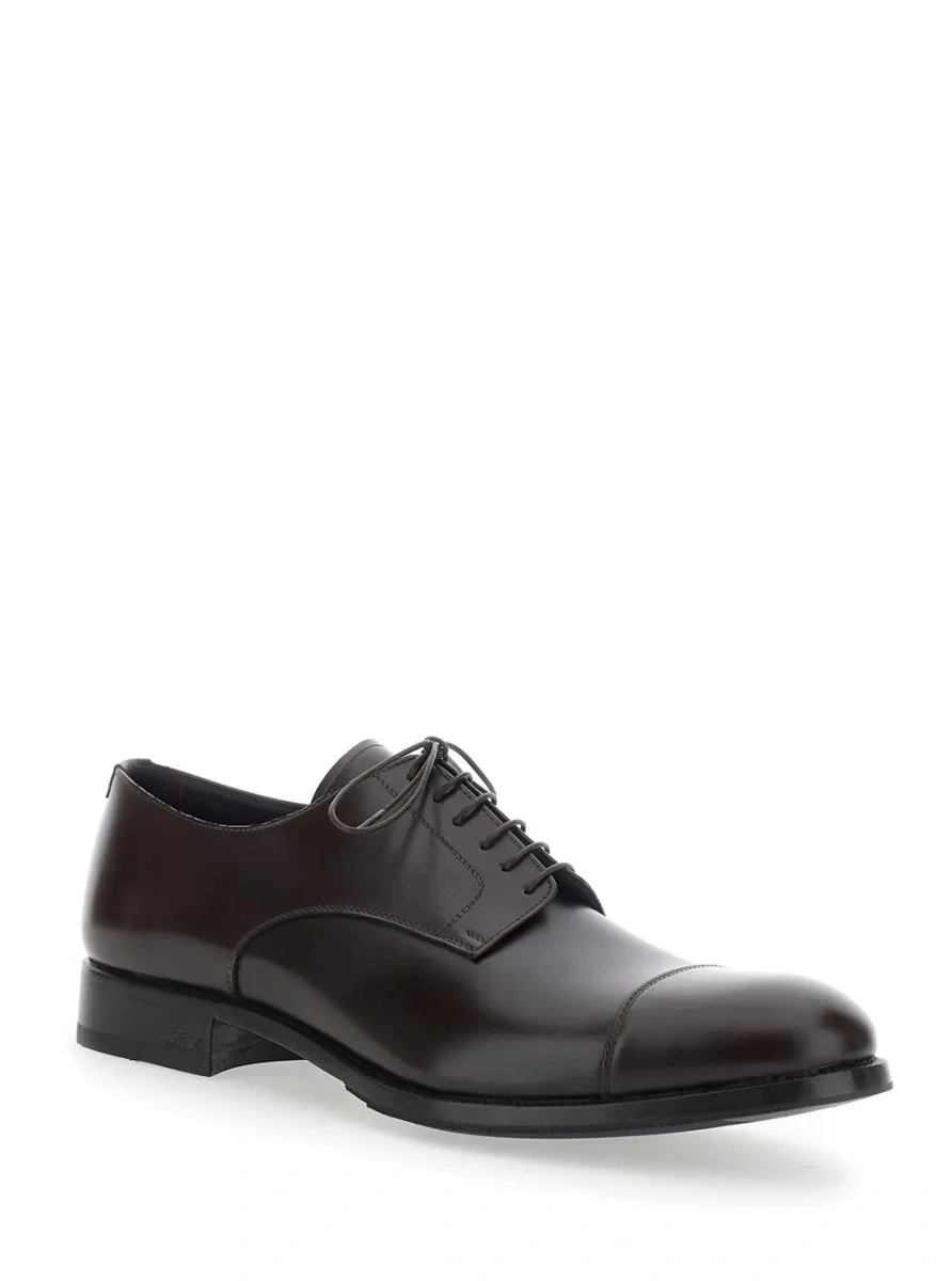 Pantofi Brown Lace-up shoes with almond toe and front lace-up closure in smooth leather for men - Img 2
