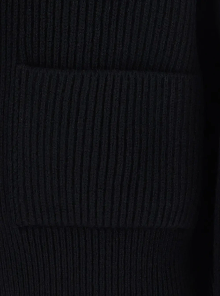 Pulover Black cashmere wool V-neck trucker jumper for women - Img 3